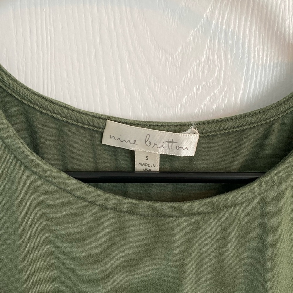 Short sleeve maternity dress size small olive green - Picture 2 of 5